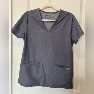 FIGS size small scrub set